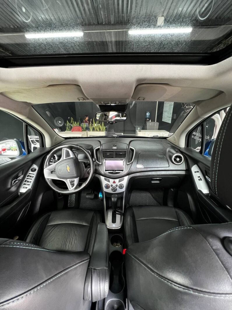 
								CHEVROLET TRACKER LT AT 4X4 1.8 full									