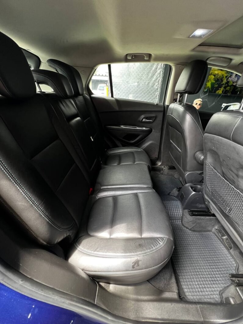 
								CHEVROLET TRACKER LT AT 4X4 1.8 full									