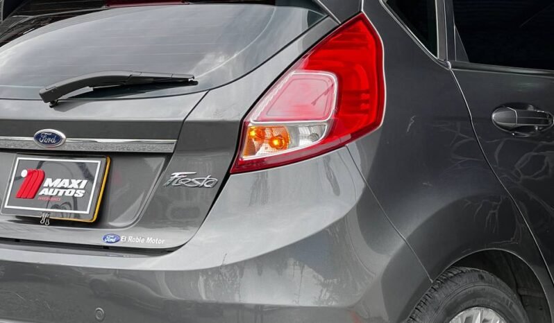 
								FORD FIESTA TITANIUM AT 1.6 full									