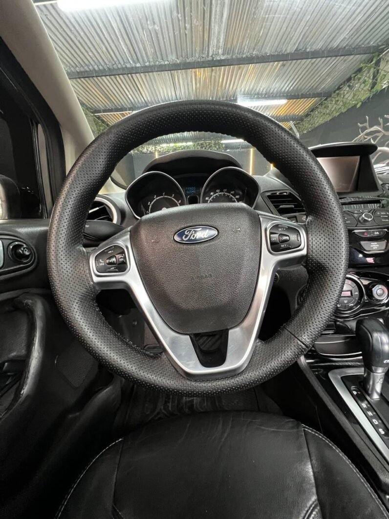 
								FORD FIESTA TITANIUM AT 1.6 full									