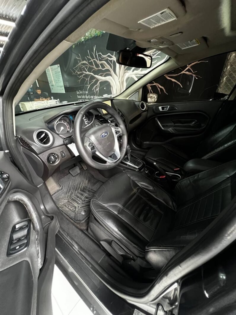 
								FORD FIESTA TITANIUM AT 1.6 full									