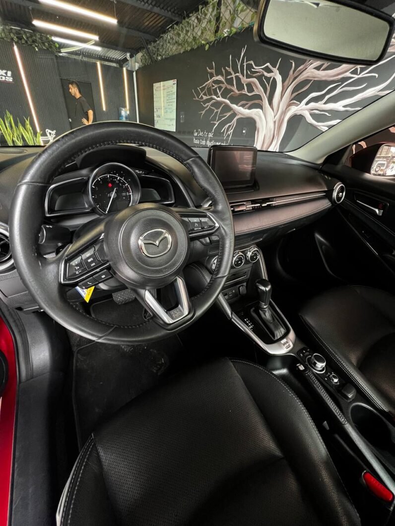 
								MAZDA 2 GRAND TOURING AT SD full									