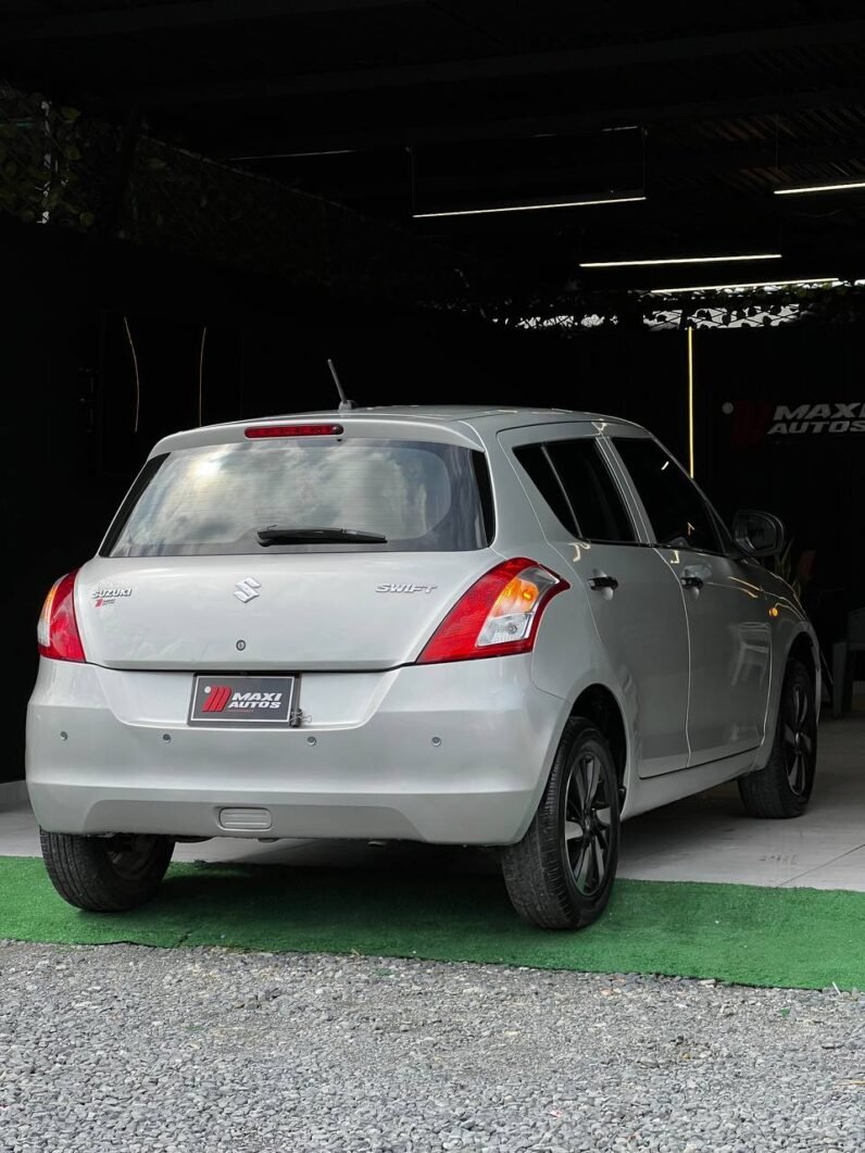 
								SUZUKI SWIFT 1.2 MT HB full									