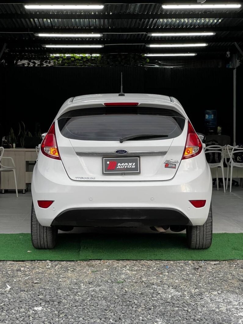 
								FORD FIESTA TITANIUM AT 1.6 full									