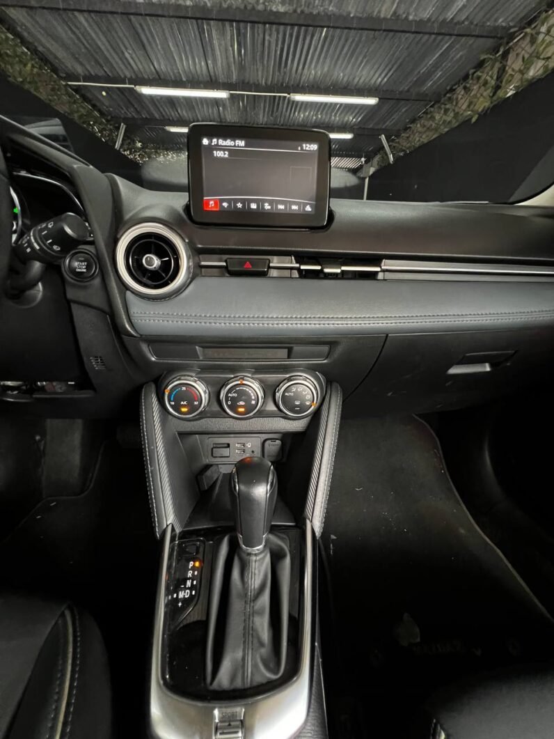 
								MAZDA 2 GRAND TOURING LX 1.5 AT full									