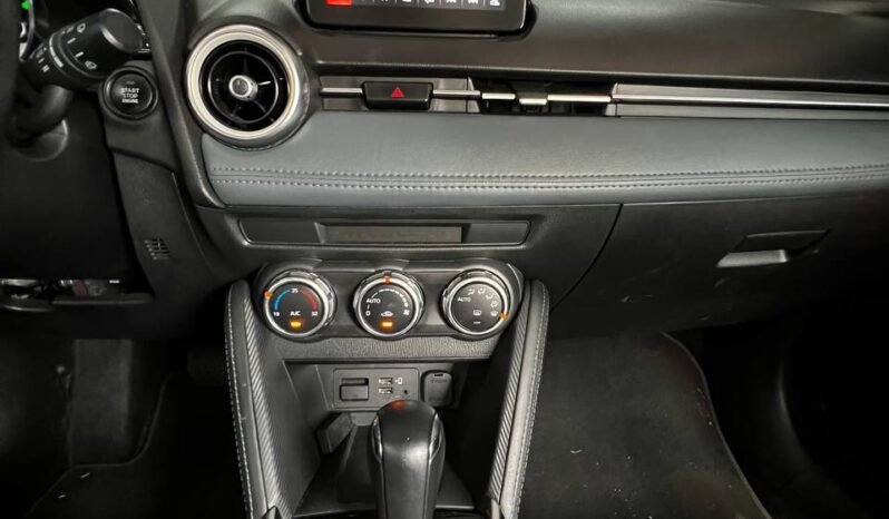 
								MAZDA 2 GRAND TOURING LX 1.5 AT full									