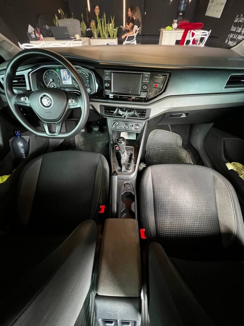 
								VOLKSWAGEN VIRTUS COMFORTLINE 1.6 AUT full									