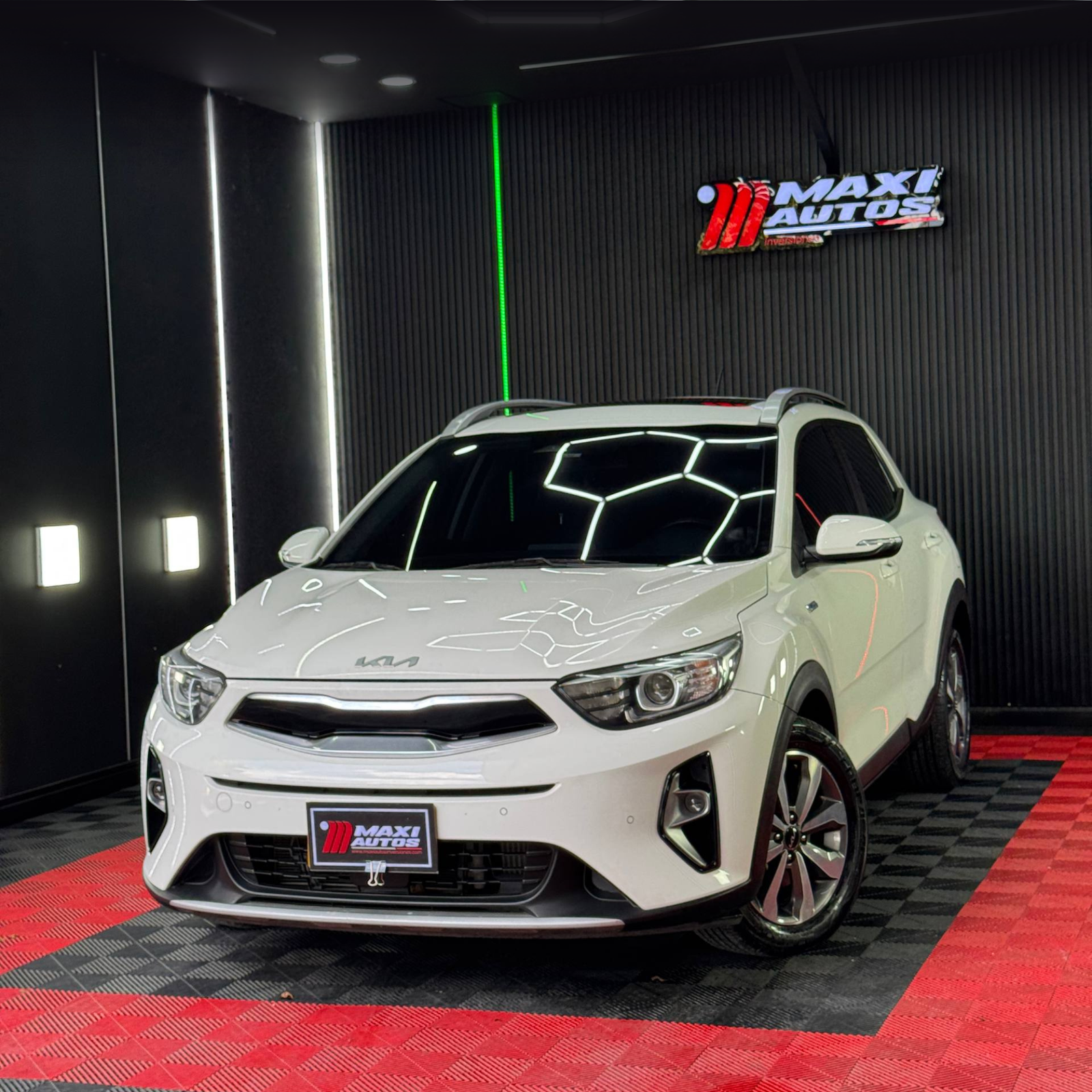 KIA STONIC ZENITH 2023 HIBRIDA MEC
