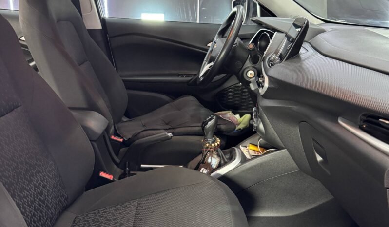 
								CHEVROLET TRACKER LS MT 1.2 TURBO full									