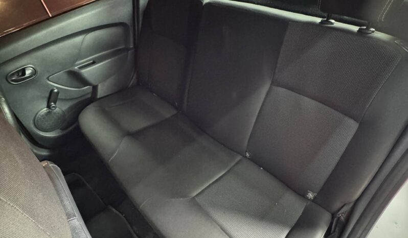
								RENAULT LOGAN EXPRESSION AUT 1.6 full									
