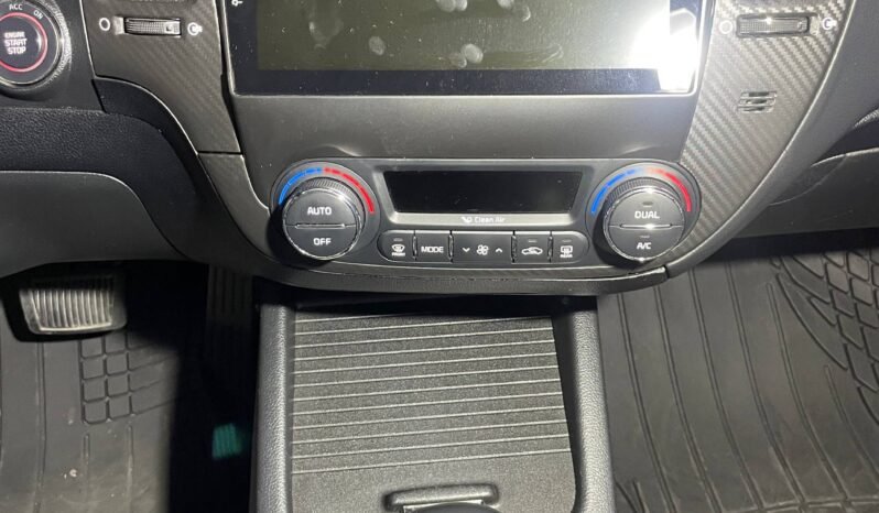 
								KIA CERATO PRO EX 1.6 AT full									