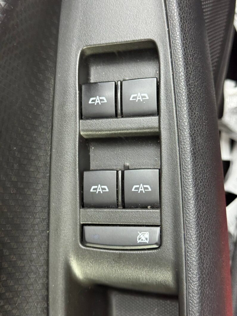 
								CHEVROLET ONIX LT TURBO 1.0 SEDAN AT full									
