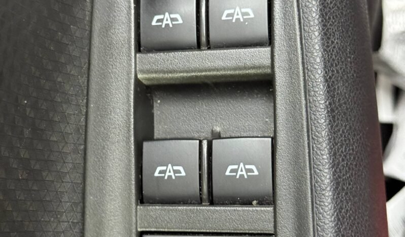
								CHEVROLET ONIX LT TURBO 1.0 SEDAN AT full									