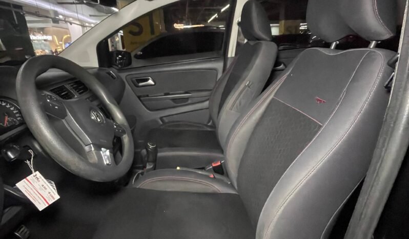 
								VOLKSWAGEN CROSS FOX 1.6 MT full									