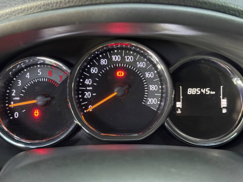 
								RENAULT SANDERO LIFE+ 1.6 MT full									