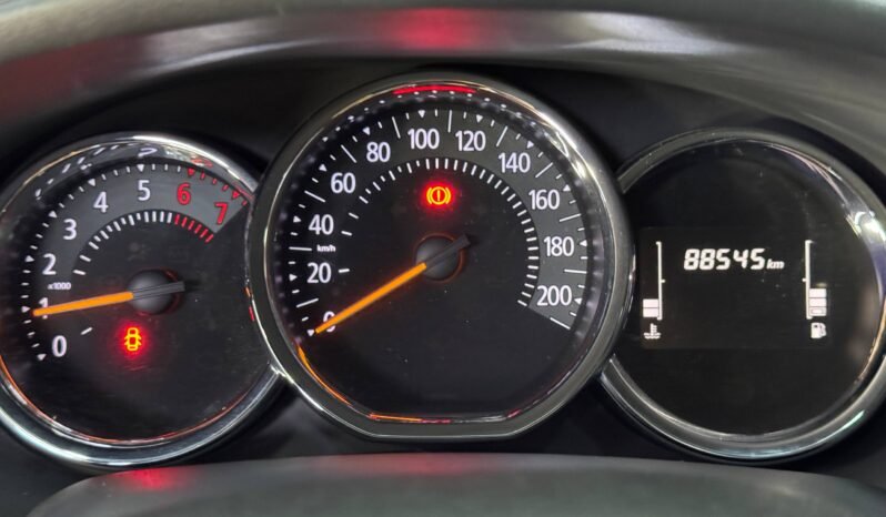 
								RENAULT SANDERO LIFE+ 1.6 MT full									
