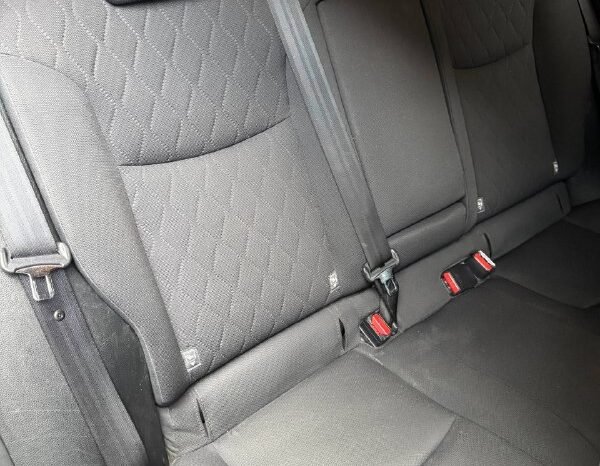 
								TOYOTA COROLLA CROSS XEI HYBRID 1.8 AT full									