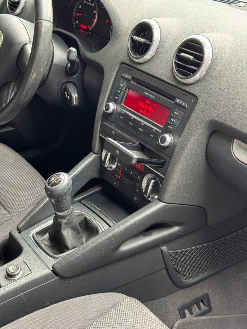 
								AUDI A3 SPORTBACK full									