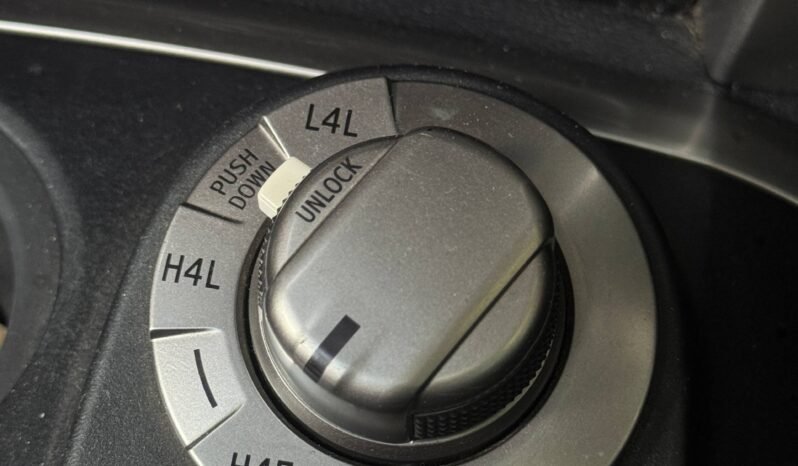 
								TOYOTA 4RUNNER SR5 4.0 AT 4X4 full									