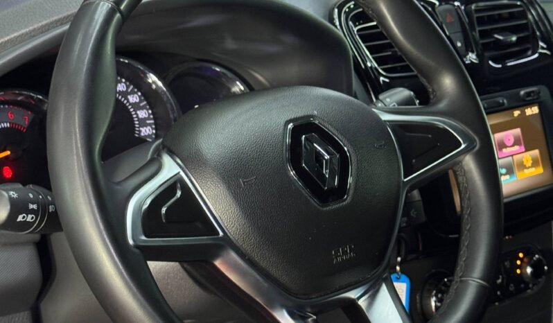
								RENAULT SANDERO LIFE+ 1.6 MT full									
