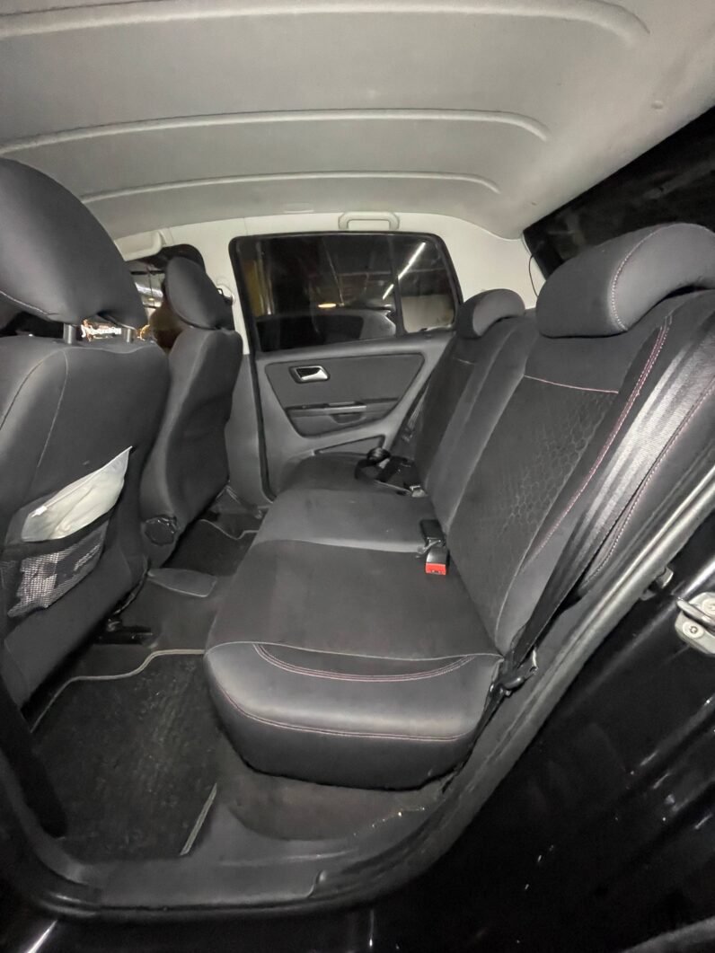 
								VOLKSWAGEN CROSS FOX 1.6 MT full									