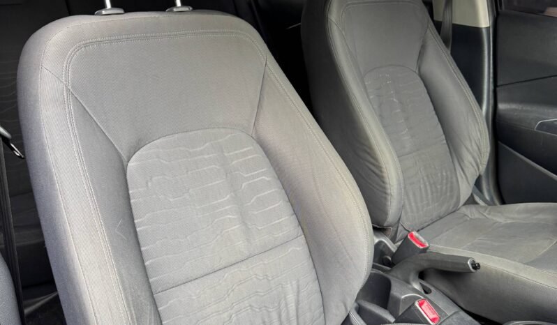 
								KIA RIO UB EX HB 1.4 AT full									