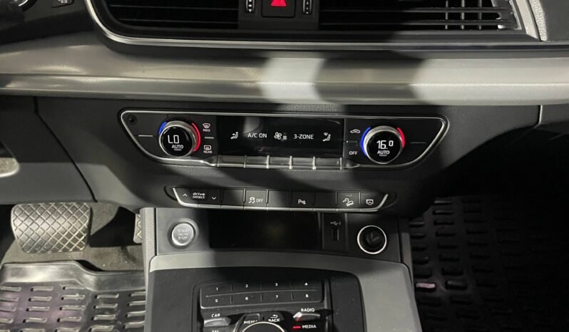 
								AUDI Q5 2.0 TDI QUATTRO AMBITION TP full									