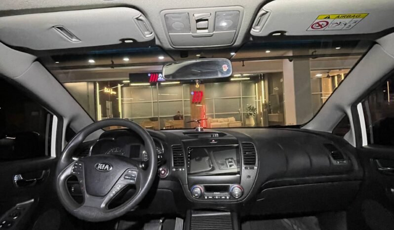 
								KIA CERATO PRO EX 1.6 AT full									