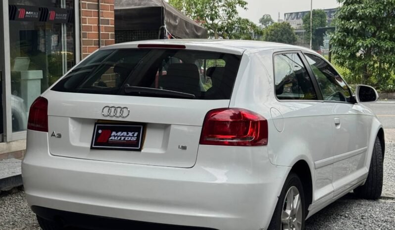 
								AUDI A3 SPORTBACK full									