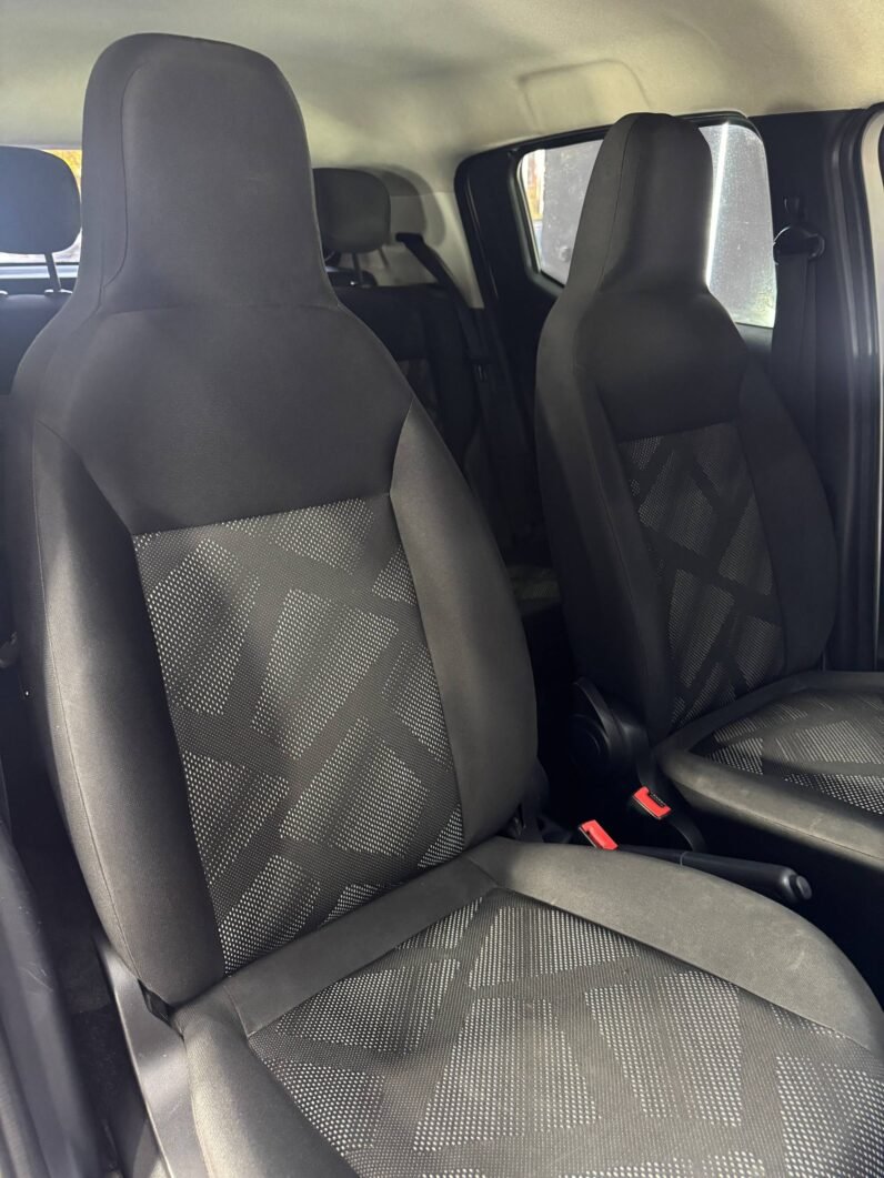 
								FIAT MOBI EASY MT 1.0L full									