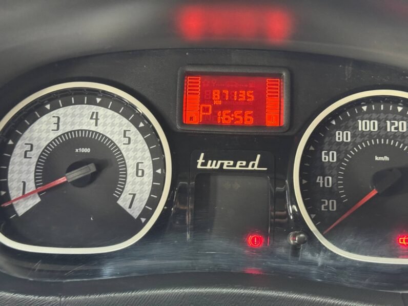 
								RENAULT SANDERO DYNAMIQUE AT 1.6 full									