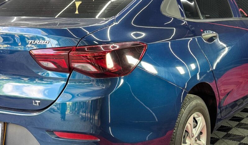 
								CHEVROLET ONIX LT TURBO 1.0 SEDAN AT full									