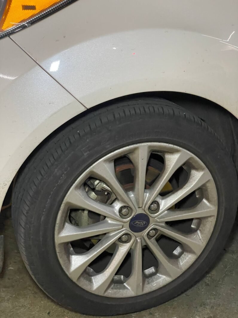 
								FORD FIESTA TITANIUM AT 1.6 full									