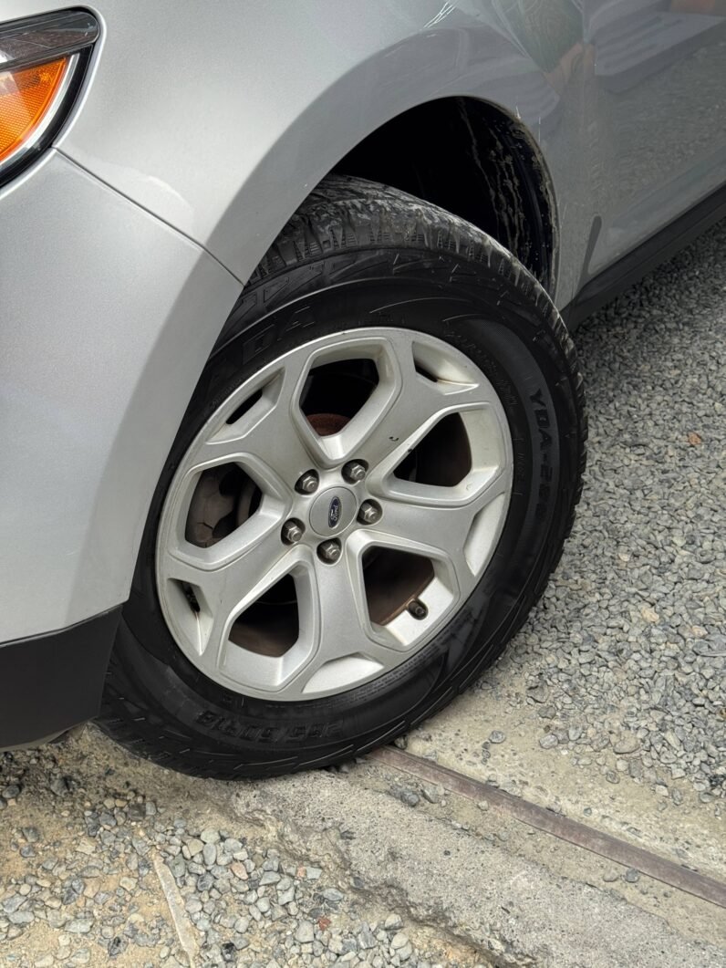 
								FORD EDGE LIMITED 3.5 AT 4X4 full									