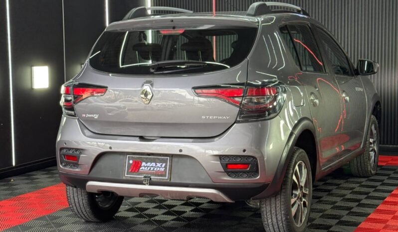 
								RENAULT STEPWAY INTENS AUT CVT 1.6 full									