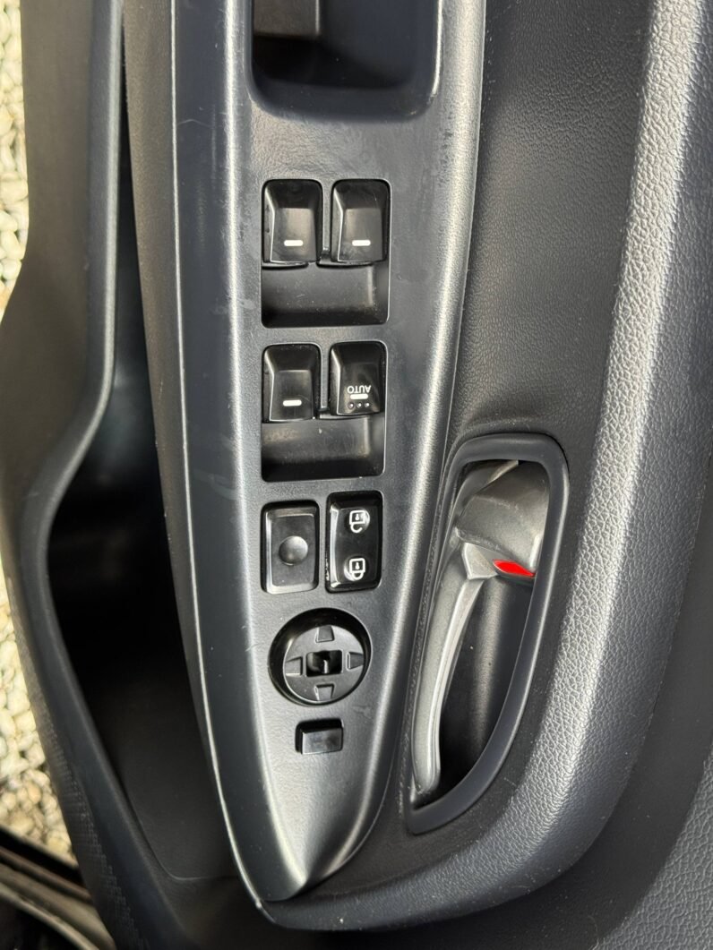 
								KIA RIO UB EX HB 1.4 AT full									