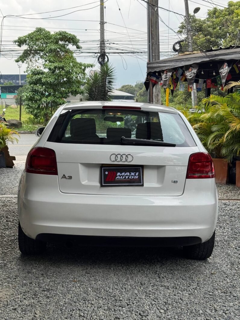 
								AUDI A3 SPORTBACK full									