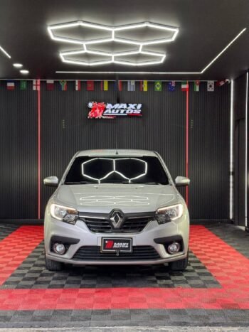 RENAULT SANDERO ZEN 1.6 MT