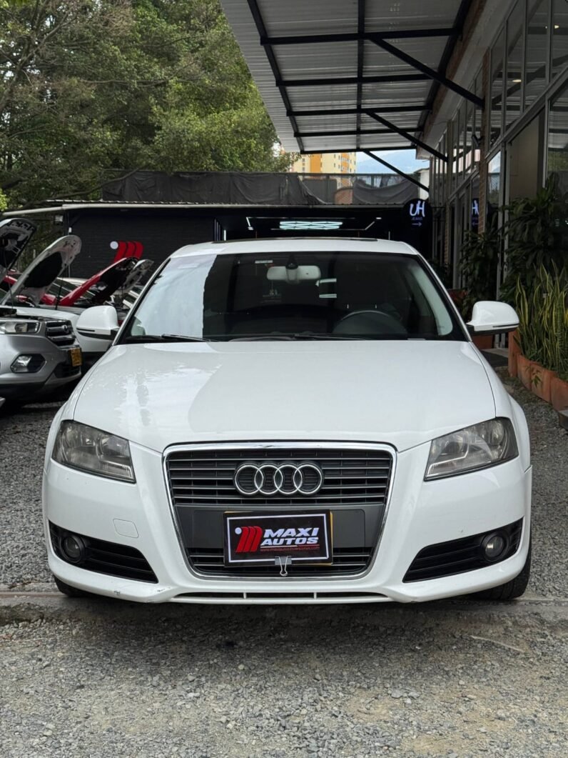 
								AUDI A3 SPORTBACK full									