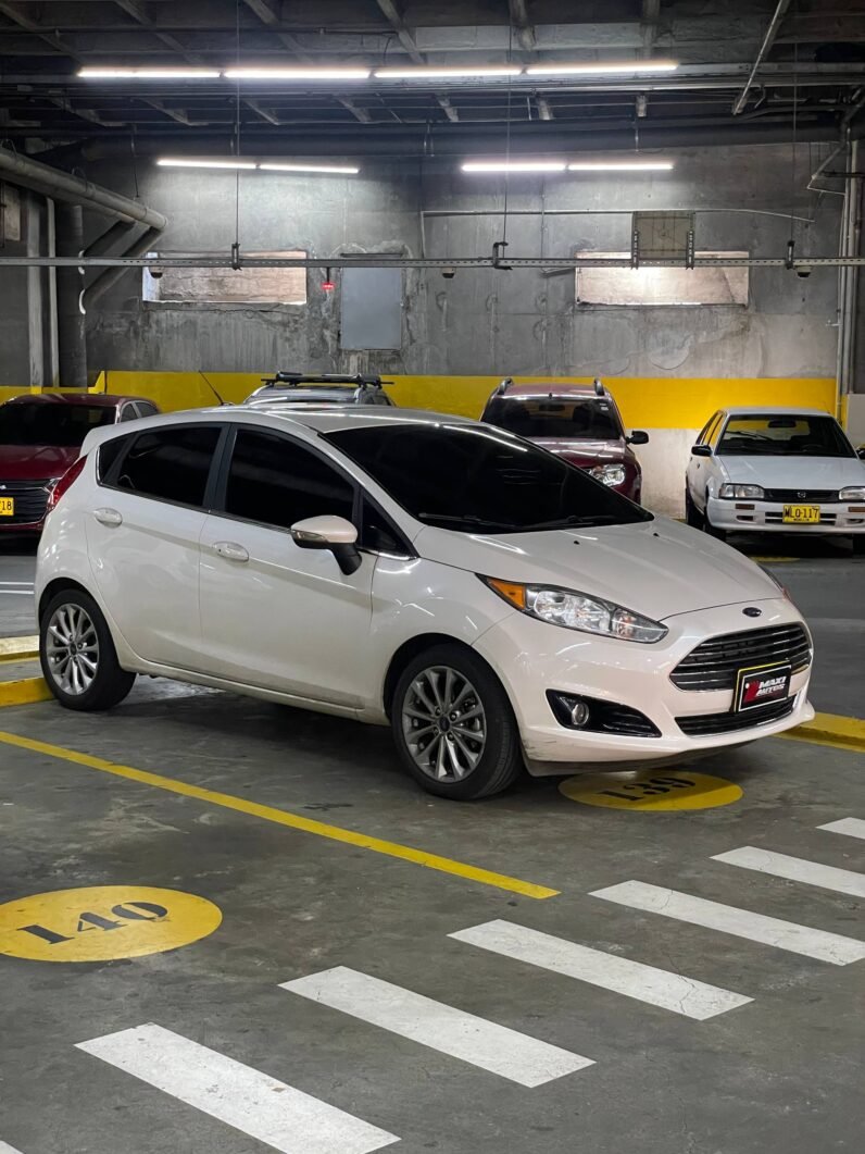 
								FORD FIESTA TITANIUM AT 1.6 full									