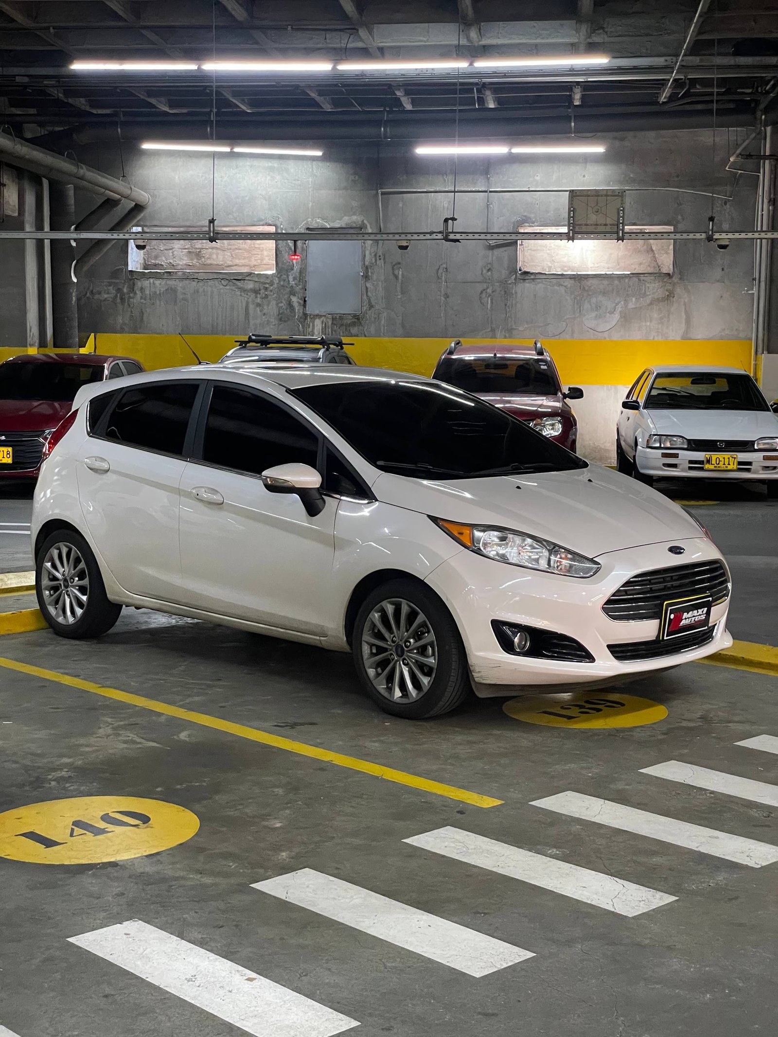 FORD FIESTA TITANIUM AT 1.6