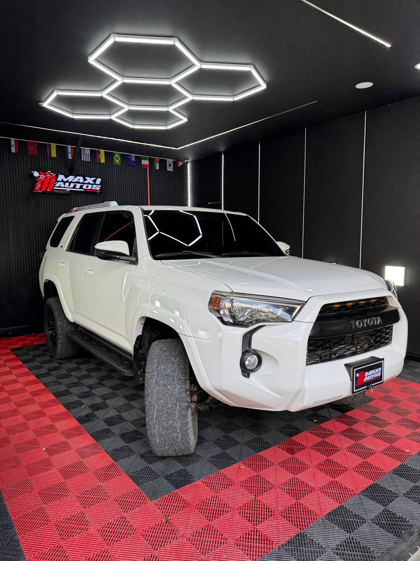 TOYOTA 4RUNNER SR5 4.0 AT 4X4