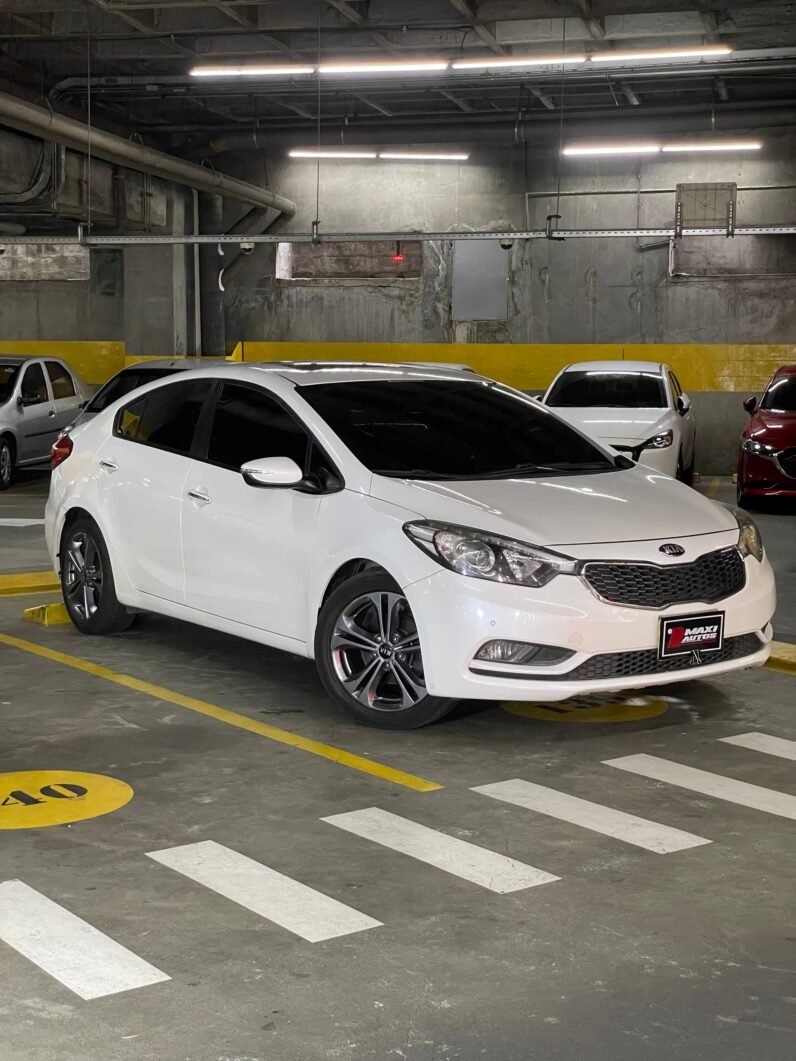
								KIA CERATO PRO EX 1.6 AT full									