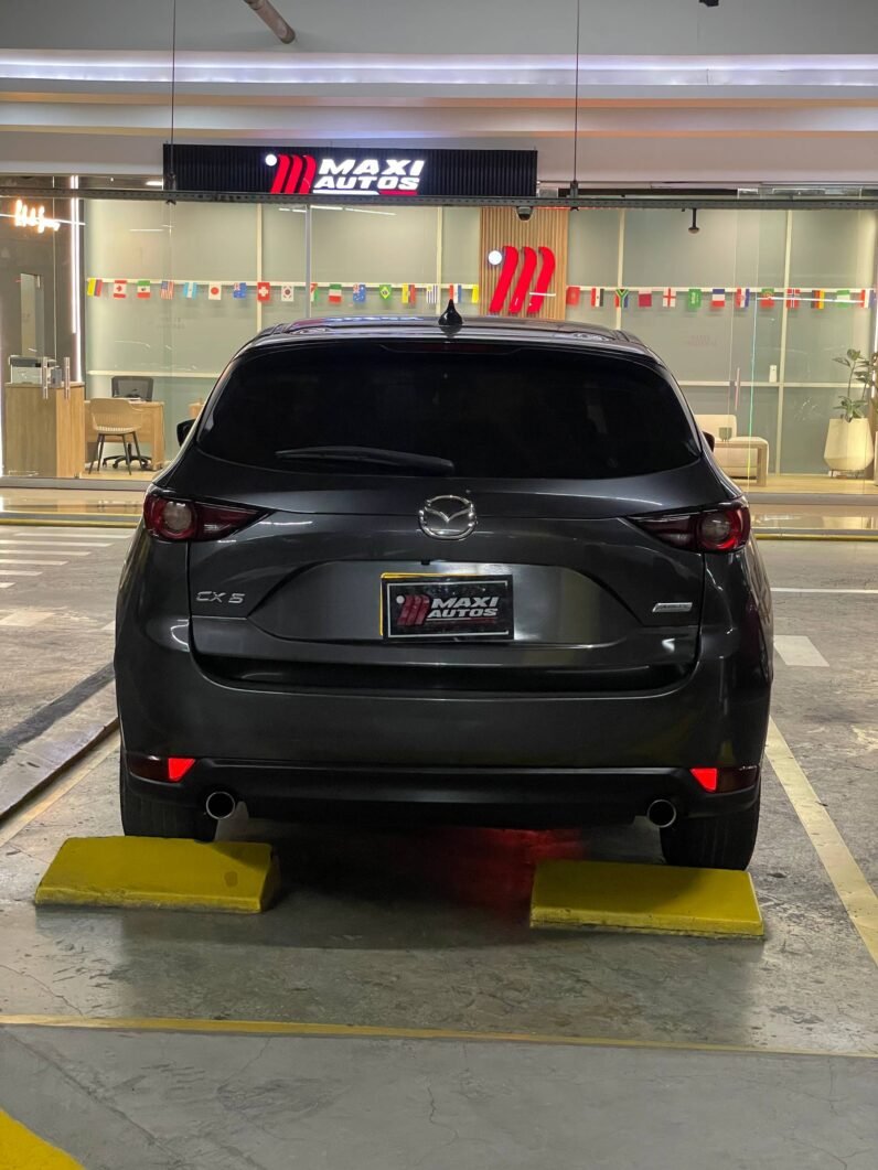 
								MAZDA CX-5 TOURING 2.0L 4×2 full									