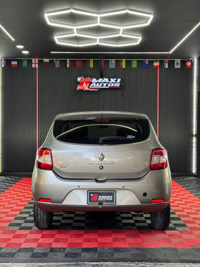 
								RENAULT SANDERO TRIPADVISOR MT 1.6 full									