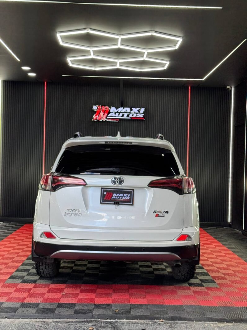 
								TOYOTA RAV4 STREET 2.0L AT 4×2 full									