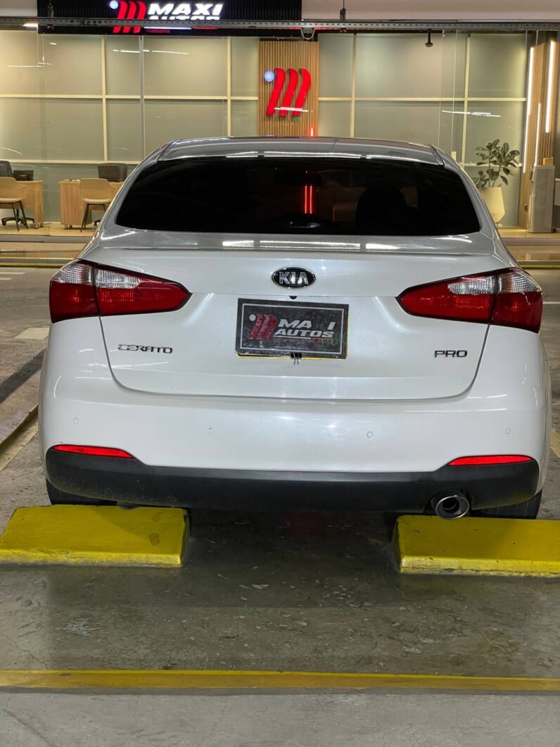 
								KIA CERATO PRO EX 1.6 AT full									