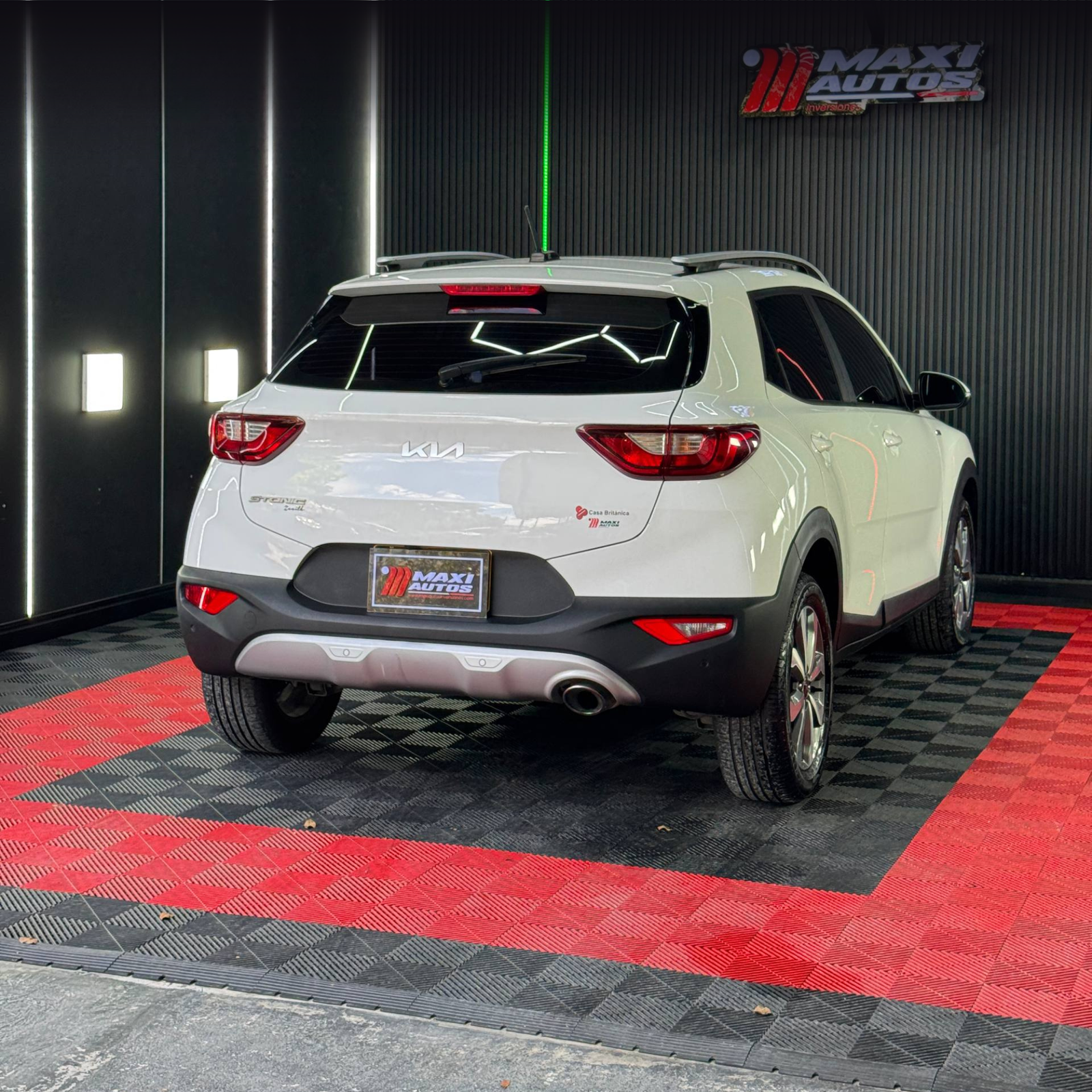 KIA STONIC ZENITH 2023 HIBRIDA MEC