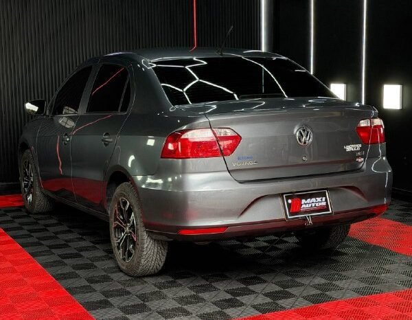 
								VOLKSWAGEN VOYAGE TRENDLINE AT 1.6 full									