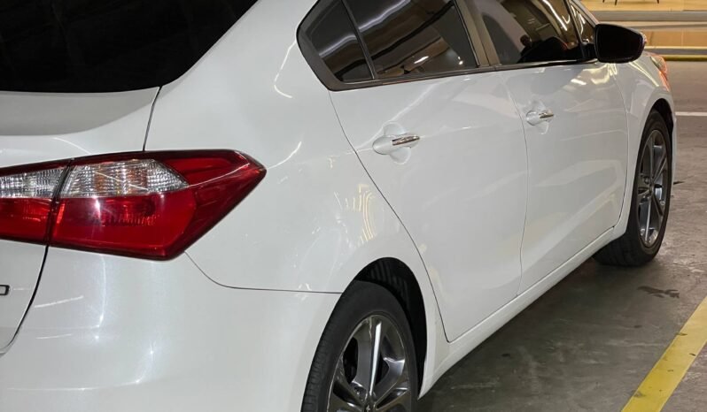 
								KIA CERATO PRO EX 1.6 AT full									